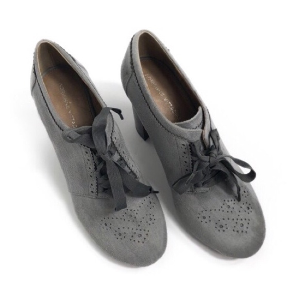 Adrienne Vittadini Gray Suede Tie Heels 9